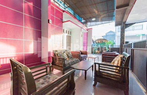 Banjarbaru Hotel | 18 m² Hotel ∙ 3 guests