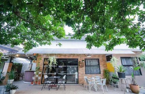 Depok Hotel | 18 m² Hotel ∙ 4 guests