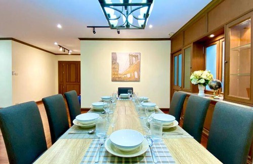 Khlong Tan Apartment | 186 m² Apartment ∙ 3 bedrooms ∙ 8 guests