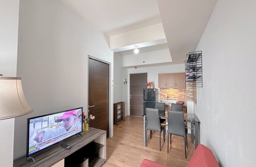 Sidoarjo Apartment | 1Br Spacious And Vibrant At Tamansari Prospero Apartment