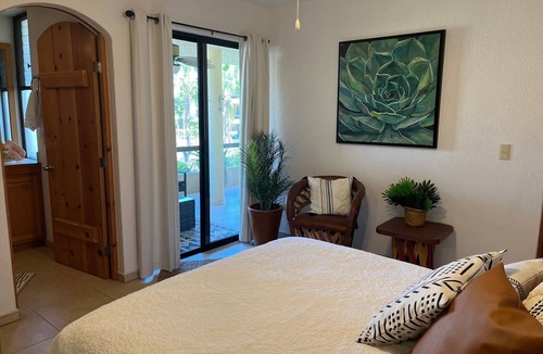 Downtown San Jose del Cabo Apartment | 2 Bed/2 Bath Condo in the heart of San Jose del Cabo, 5 minutes from the beach!