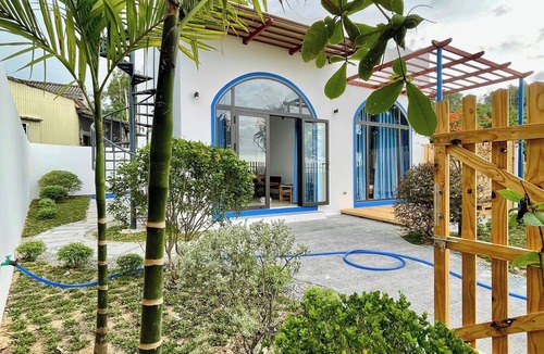 Duc Pho Villa | 2-bedroom beachfront villa with amazing seaview in Sa Huynh, Quang Ngai