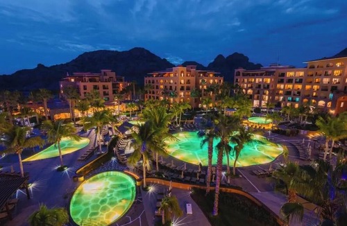 Loreto Resort | 2-bedroom resort in tranquil Loreto with cool AC and gym access