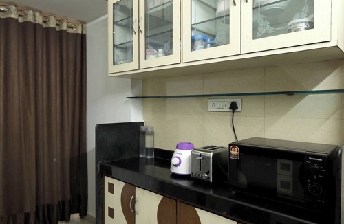 Powai Apartment | 2 BHK for Business Traveler Near Mumbai Airport