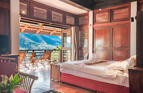 Bokeo Province Boat Rental | 2 days Mekong cruise package with Mekong Lover Cruise from Houay Xay to Luang Prabang or Mekong cruise from Luang Prabang to Huay Xai - Thailand