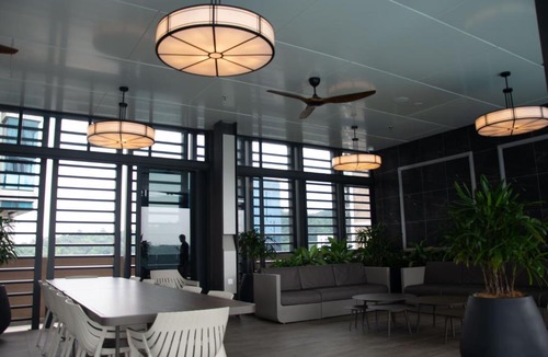 Sungai Penchala Apartment | 2 Mossaz skypool 5mins to 1U&Ikea at Empire City by Light House