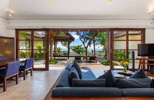 Choeng Mon House | 2 Private Pools / Sea View / Near the Beach / 5* Beach Resort