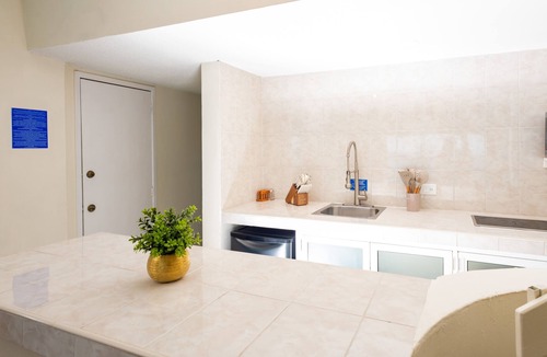 Punta Cancun Condo | 2 Story Penthouse, Beachfront, 1 Min Walk to Nightlife, Beach Access from Lobby!