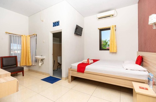 Manado City Centre Bed & Breakfast | 20 m² Bed and breakfast ∙ 2 guests
