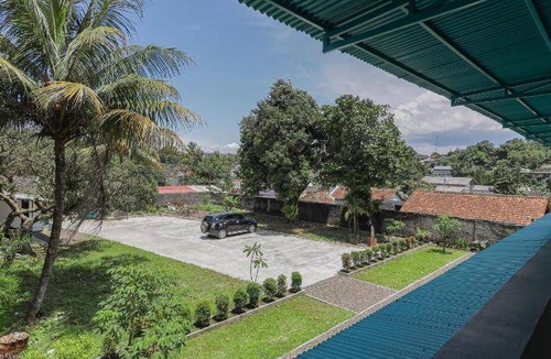 Bogor Hotel | 20 m² Hotel ∙ 2 guests