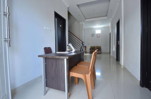 Cilacap Hotel | 20 m² Hotel ∙ 2 guests