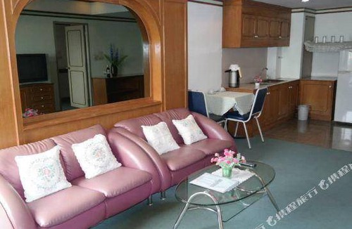 Pak Chong Hotel | 20 m² Hotel ∙ 3 guests