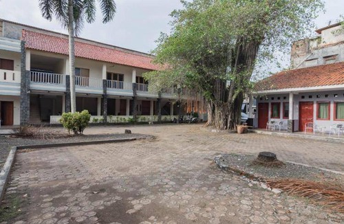 Pangandaran Hotel | 20 m² Hotel ∙ 5 guests