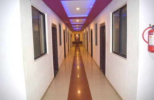 Chandkheda Hotel | 20 m² Hotel ∙ 5 guests