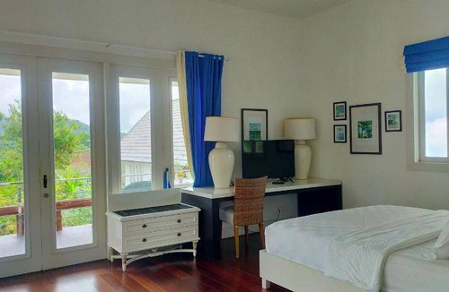 Batu Cabin | 20 m² Lodge ∙ 10 guests