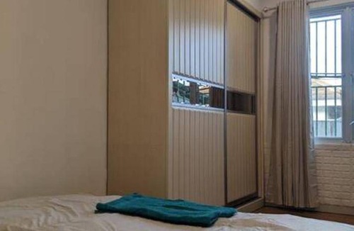 Batam House | 200 m² House ∙ 4 bedrooms ∙ 8 guests