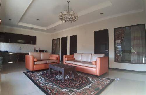Ciloto Villa | 200 m² Villa ∙ 2 bedrooms ∙ 8 guests