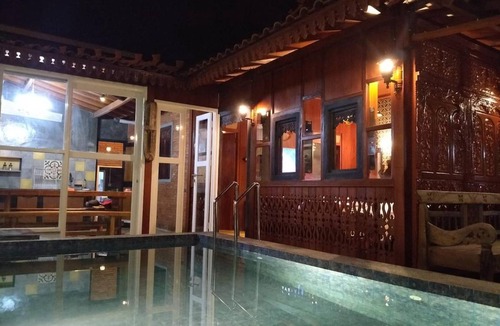 Pacet Villa | 200 m² Villa ∙ 4 bedrooms ∙ 12 guests