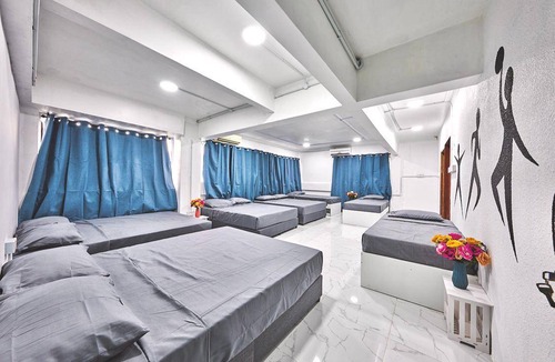 Tanjung Bungah House | 2000 m² House ∙ 6 bedrooms ∙ 30 guests