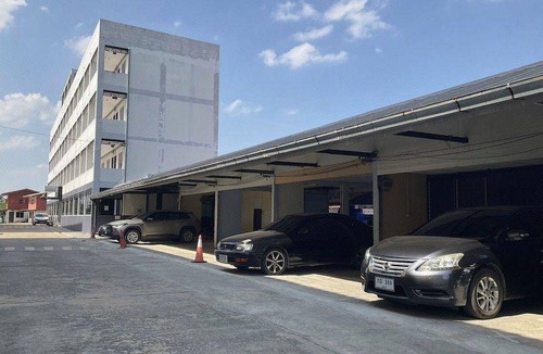 Lop Buri Hotel | 21 m² Motel ∙ 2 guests