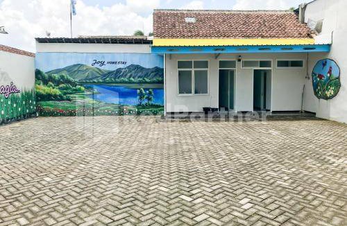 Jember Hotel | 22 m² Hotel ∙ 4 guests