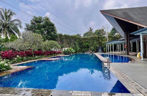 Gadog Villa | 220 m² Villa ∙ 2 bedrooms ∙ 8 guests