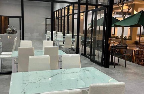 Kartosuro Hotel | 24 m² Hotel ∙ 2 guests