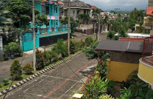 Malang Villa | 240 m² Villa ∙ 3 bedrooms ∙ 12 guests