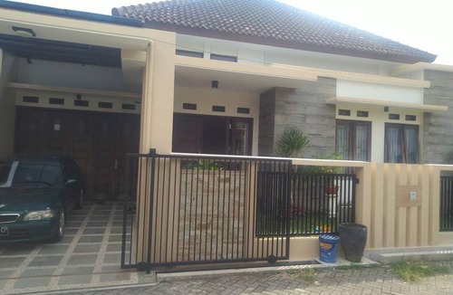 Dinoyo Villa | 240 m² Villa ∙ 4 bedrooms ∙ 8 guests
