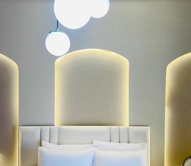 Nakhon Sawan Hotel | 24Rooms นครสวรรค์