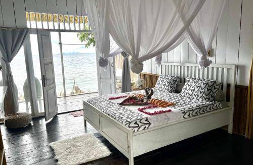 Pulau Unauna Bed & Breakfast | 25 m² Bed and breakfast ∙ 2 guests