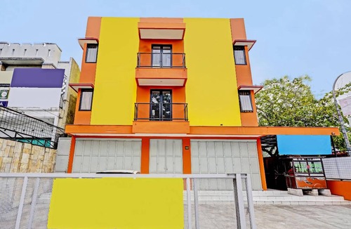 Bandung Hotel | 25 m² Hotel ∙ 10 guests
