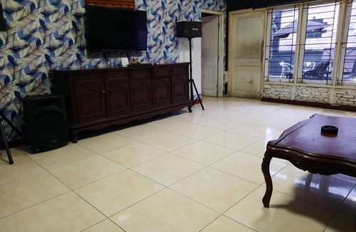 Megamendung Hotel | 25 m² Hotel ∙ 4 guests