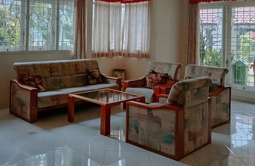 Cipanas Hotel | 25 m² Hotel ∙ 4 guests