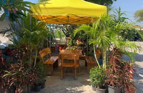 Suphan Buri House | 25 m² Motel ∙ 10 guests
