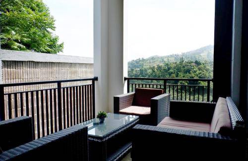 Lembang Resort | 25 m² Resort ∙ 4 bedrooms ∙ 15 guests