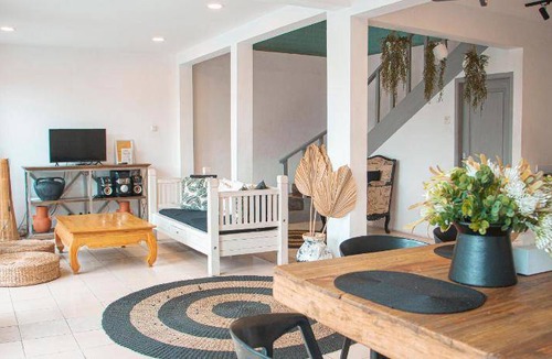 Ciloto Villa | 25 m² Villa ∙ 3 bedrooms ∙ 20 guests