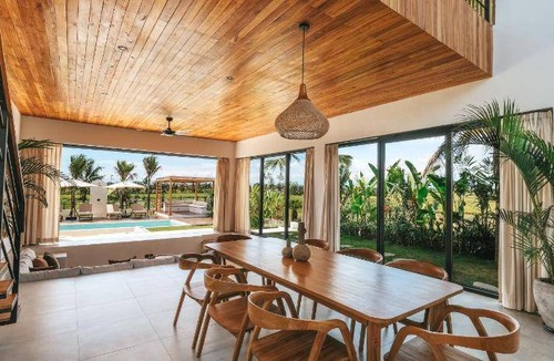 Beraban Resort | 250 m² Resort ∙ 3 bedrooms ∙ 6 guests