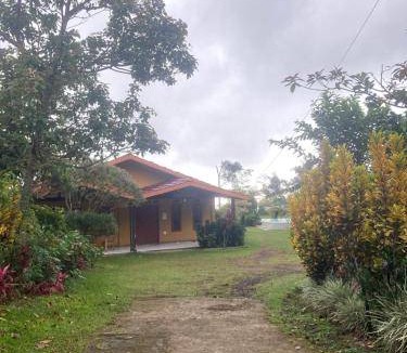 Cisarua Resort | 250 m² Resort ∙ 5 bedrooms ∙ 25 guests