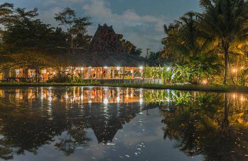 Sleman Resort | 250 m² Resort ∙ 6 bedrooms ∙ 24 guests