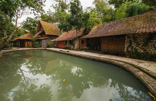 Sleman Resort | 250 m² Resort ∙ 6 bedrooms ∙ 24 guests