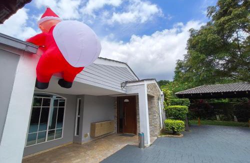Petaling Jaya Villa | 25P Enchanting Bungalow Retreat - Mystical Garden,Petaling Jaya by Verano