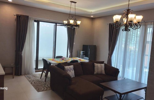 Ciawi House | 270 m² House ∙ 2 bedrooms ∙ 6 guests