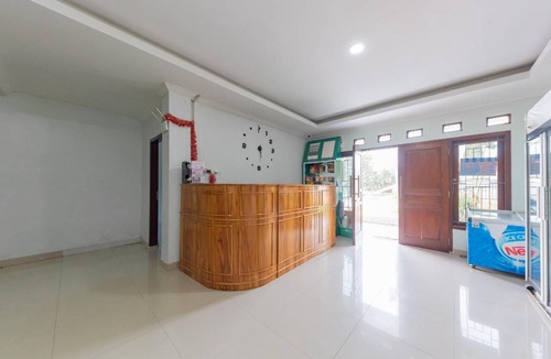 Megamendung Hotel | 28 m² Hotel ∙ 3 guests