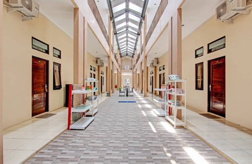 Klaten Hotel | 28 m² Hotel ∙ 4 guests