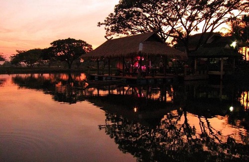 Nakhon Sawan Resort | 28 m² Resort ∙ 6 guests