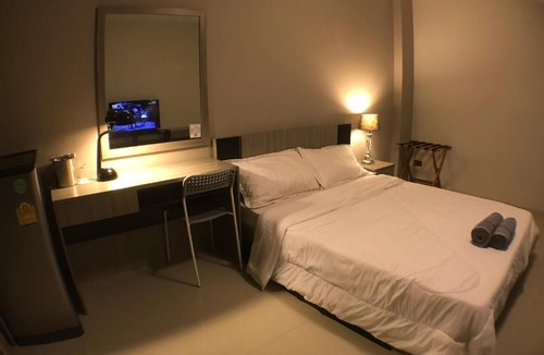 Phasi Charoen House | 28 Place
