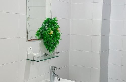 Taman Mount Austin Apartment | 28# Yellow Bloom Cottage - Mount Austin, JB