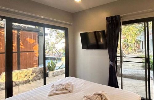 Nong Kha Yang Resort | 280 m² Resort ∙ 3 bedrooms ∙ 8 guests