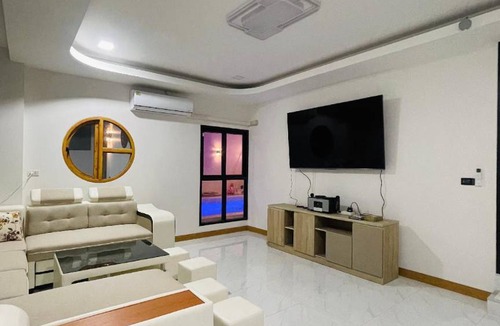 Khlong Hae Villa | 283 m² Villa ∙ 4 bedrooms ∙ 12 guests